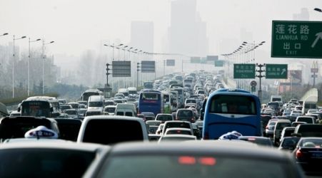 上海称不会轻易使用单双号限行等措施