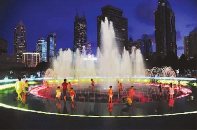 人民广场夏夜美