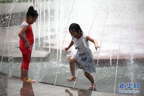 上海迎来高温天气