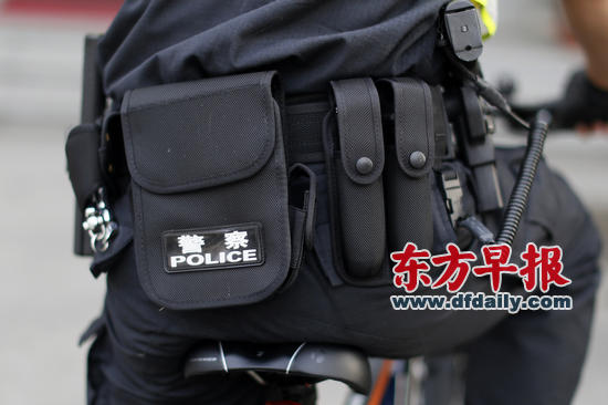 上海自行车武装骑警亮相上马 炫酷装备羡煞路人