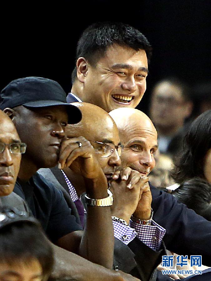 NBA中国赛：夏洛特黄蜂以113比71战胜洛杉矶快船