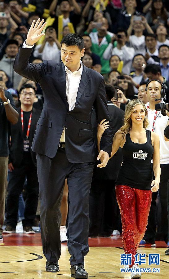 NBA中国赛：夏洛特黄蜂以113比71战胜洛杉矶快船