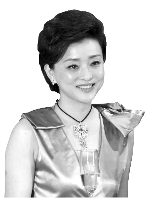 杨澜陷希望工程“捐款门” 回应称自己分文未取