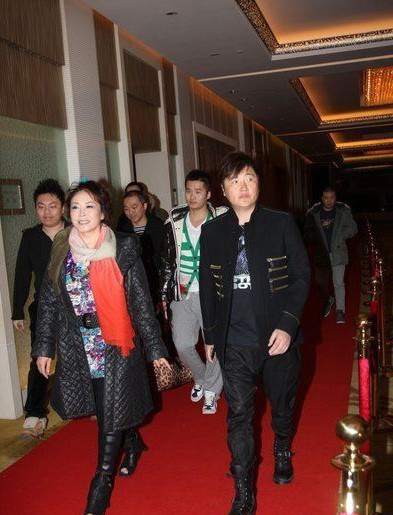 北京富豪庆生 明星阵容堪比春晚(组图)