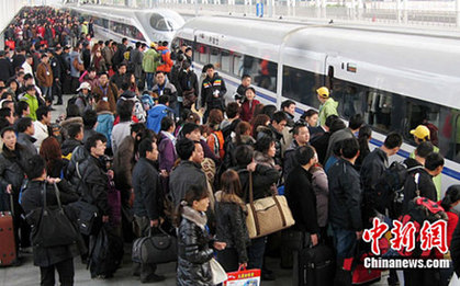 铁道部：春运开始后运输秩序良好 未现旅客滞留