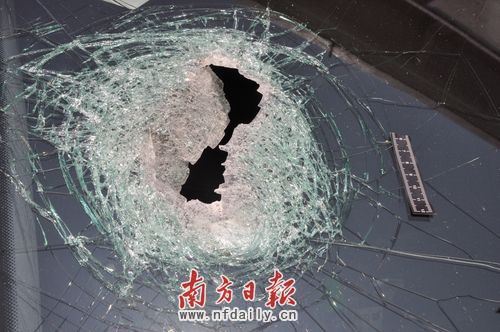 邢丹式悲剧并非孤例 少年高速上扔砖块男婴被砸身亡