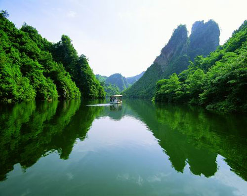 极度窒息:两大世界奇人5月14日决战张家界宝峰湖