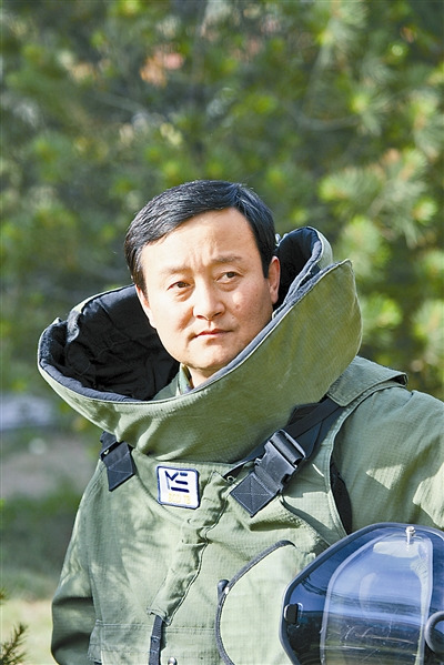 揭秘武警排爆手:每次执行任务前都写好遗书(图)
