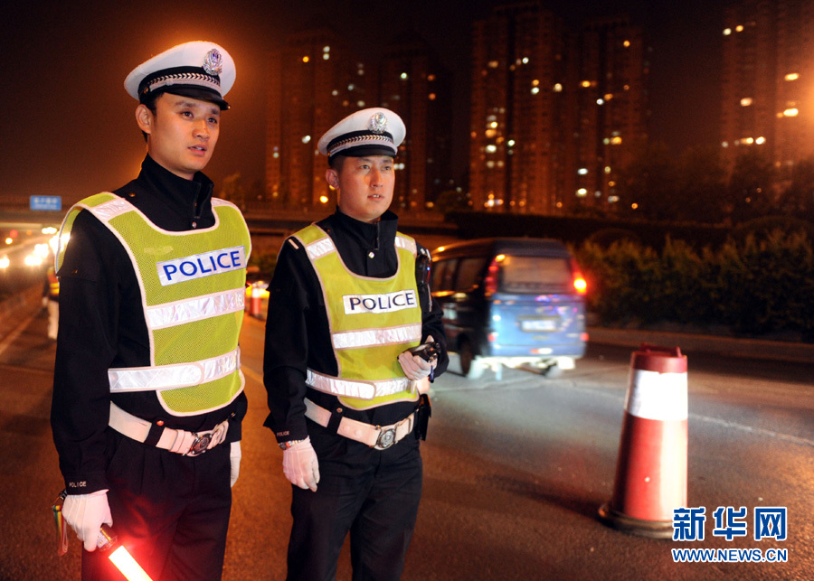 “最帅交警”孟昆玉：我只是做了我应该做的事