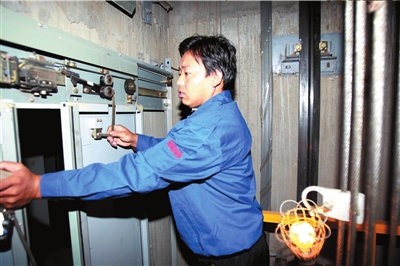 电梯故障多发存在七大主因 北京将建立黑名单制