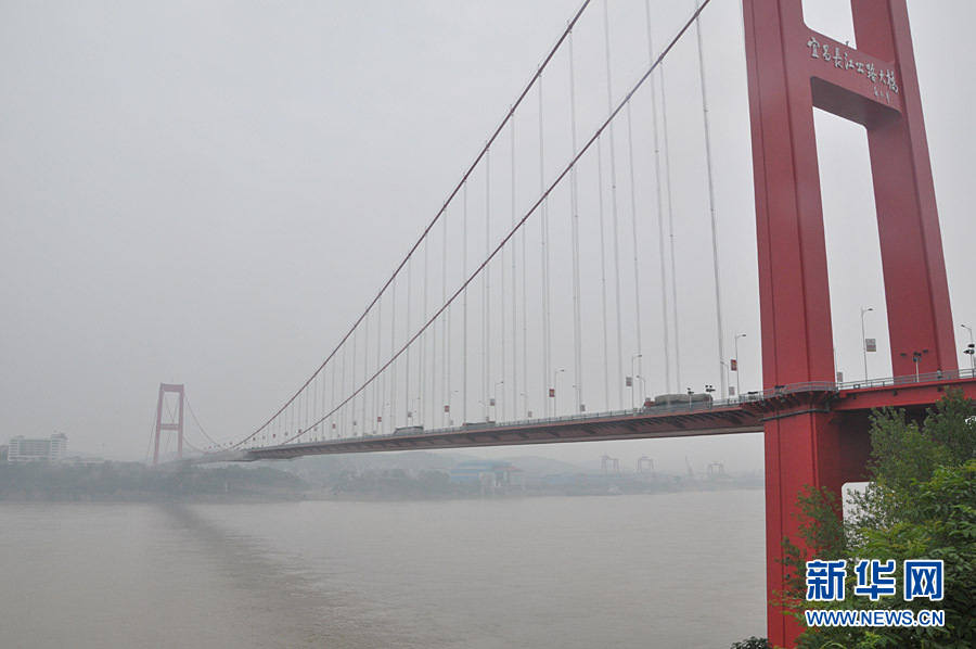 中国网事：网民关注的几座大桥现状实地调查记