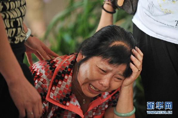 千方百计救治甬温线事故伤者:1人1专家 1人1方案