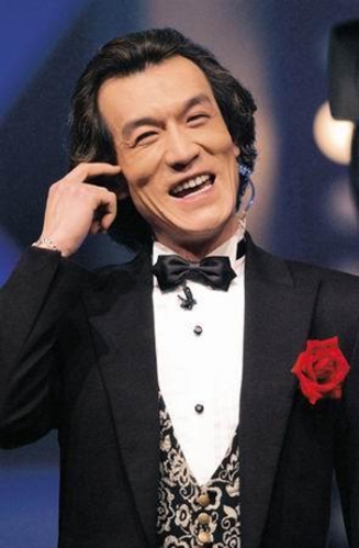 龙年春晚总导演哈文爱创新 李咏或仍挑大梁