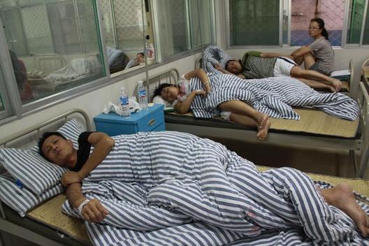 宜春食物中毒事件已致49人入院治疗 涉事酒店停业 图