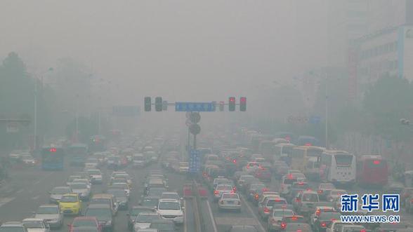 中央气象台继续发布大雾预警
