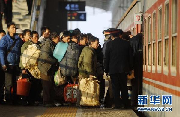 40天春运大考，回乡路上的喜怒哀愁
