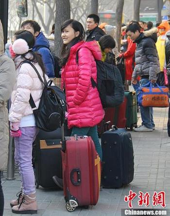 职场新人春节难衣锦还乡 优质剩女恐归躲亲戚潮