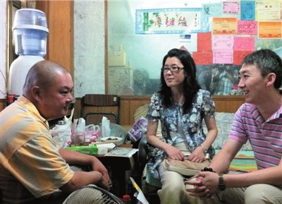 丈夫为救妻刻假章续：募捐所得够病妻透析10年