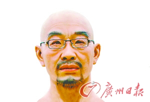 网上公然叫卖“人皮面具” 戴后相貌完全变成另一个人