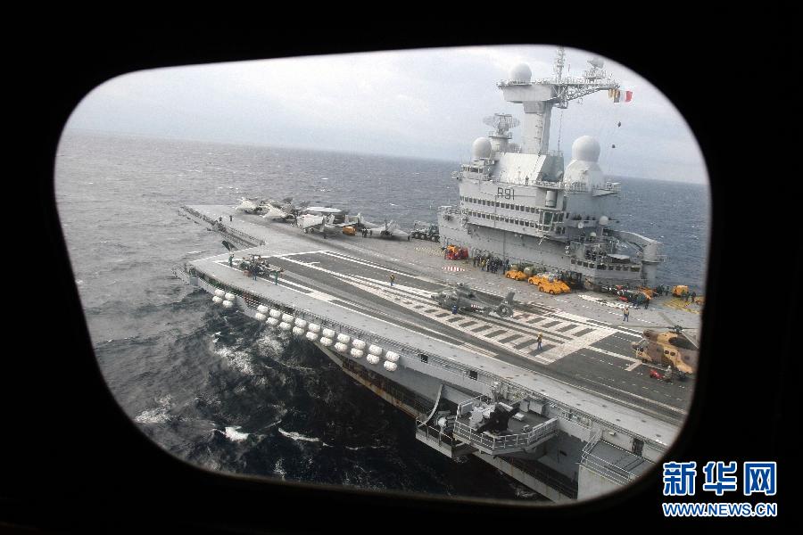 我国第一艘航空母舰正式交付海军