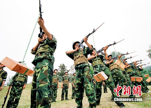 30名少林高手入伍海军陆战队 包括世界冠军[图]