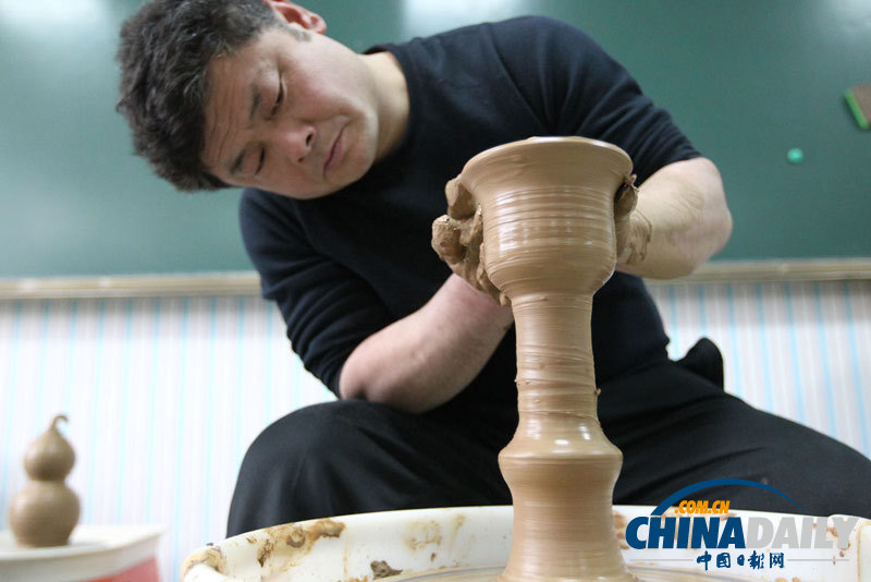 山东济南：非遗手工艺技能大赛比绝活