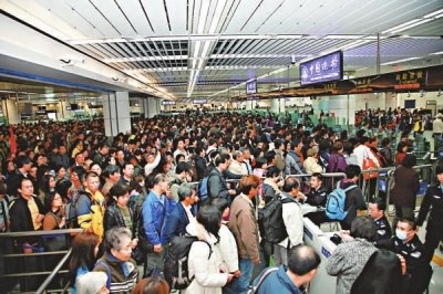 记者卧底揭深港水货客真实生活:月入上万感觉如做贼