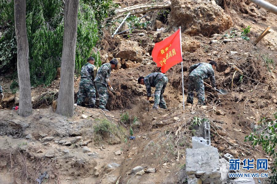 芦山地震灾区“孤岛”宝兴县目击