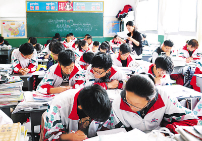 2013高考招生探班：盘点人气高学 热门专业