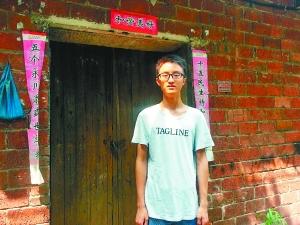 “学霸”中的“学霸”可用一枚游戏币“完爆拳皇”
