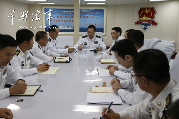 中俄联演进入实兵演习阶段 两军战舰整装待发