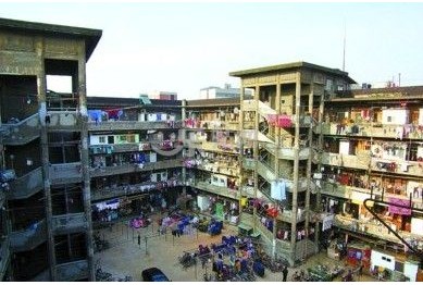 现实版猪笼城寨似古罗马斗兽场 摄影师镜头再现蜗居心酸(图)