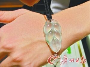 芙蓉种翡翠冒充冰种价翻三四倍（图）