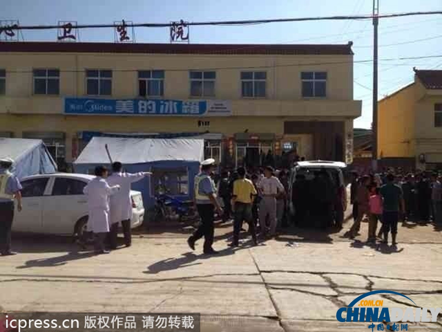 高清组图：岷县地震余震不断致房屋倒塌严重