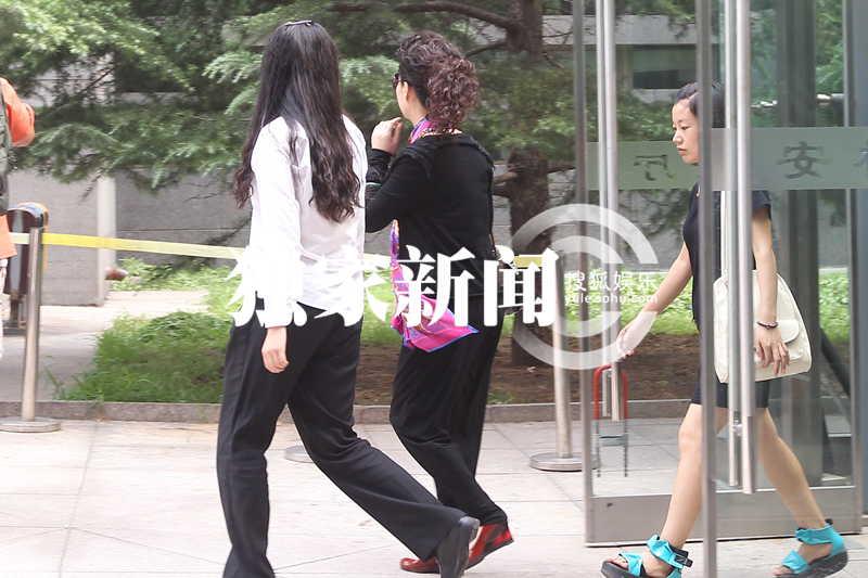 李某案举行庭前会议梦鸽现身 被告本人将出席