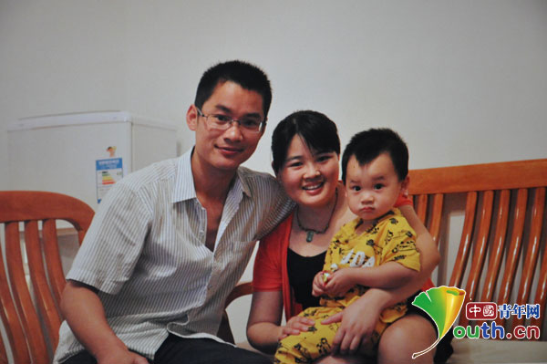 “最美海警”张旭事迹引发社会强烈关注 网上传播正能量