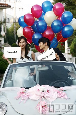 《我们结婚了》婚纱照盘点 维尼鬼泽最养眼