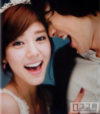 《我们结婚了》婚纱照盘点 维尼鬼泽最养眼