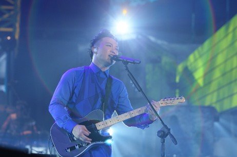 陈奕迅患人群恐惧症 赴英住豪宅养病