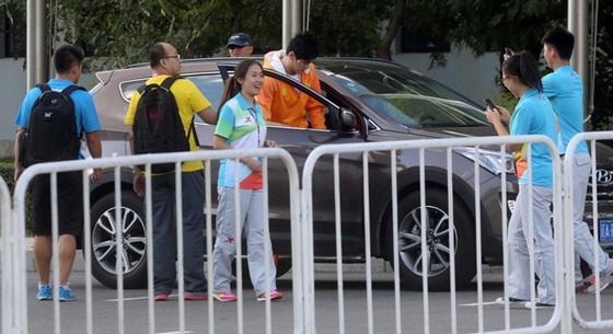 薄熙来待宣判 薄瓜瓜在哥大最新照笑容满面(图