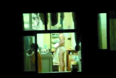 男生被分女宿舍引嫉妒羡慕恨 揭女生寝室私密事(组图)