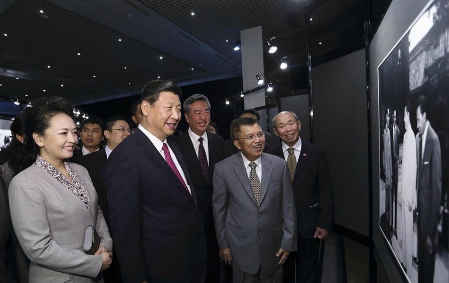 彭丽媛东南亚之行着装盘点