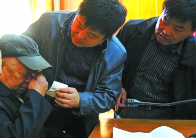 “常回家看看”首案开庭　八旬老人无奈称受冷落