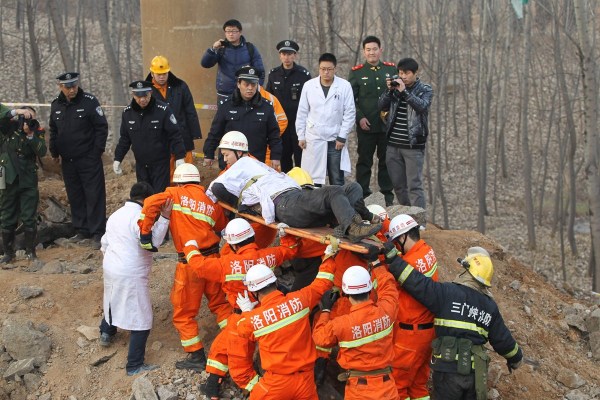 河南连霍大桥垮塌致10死 9个月未公布处理结果