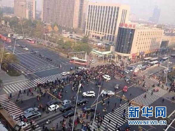 太原迎泽大街山西省委附近爆炸致1死1重伤7轻伤