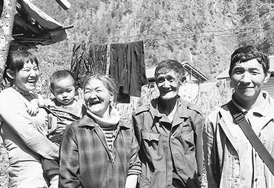 在世独龙族文面女仅剩28人 文面习俗独特而神秘