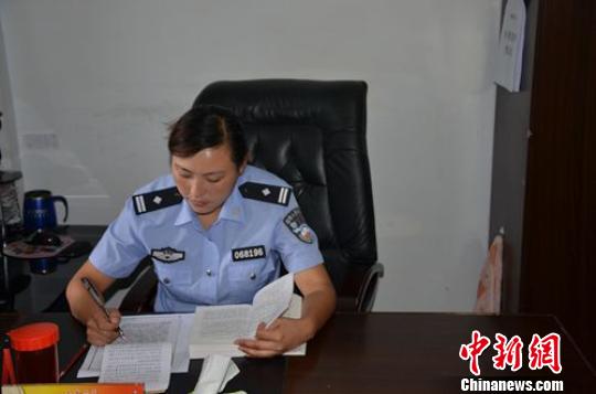 暗访北京站街女:不乏男扮女装者 收入不菲 图