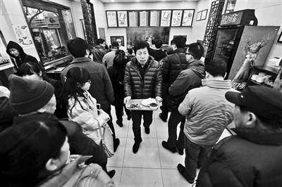 北京 高铁/庆丰包子铺买“习大大套餐”要排队一小时外地创业者欲加盟