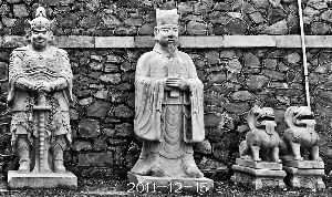 北京碧云寺石兽失踪疑被盗 文物局否认拉走