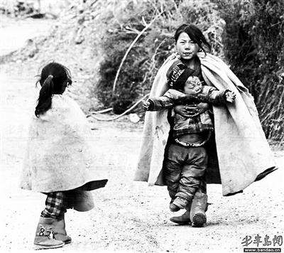 四川大凉山童工:打工至少能吃饱饭 为什么不让去？